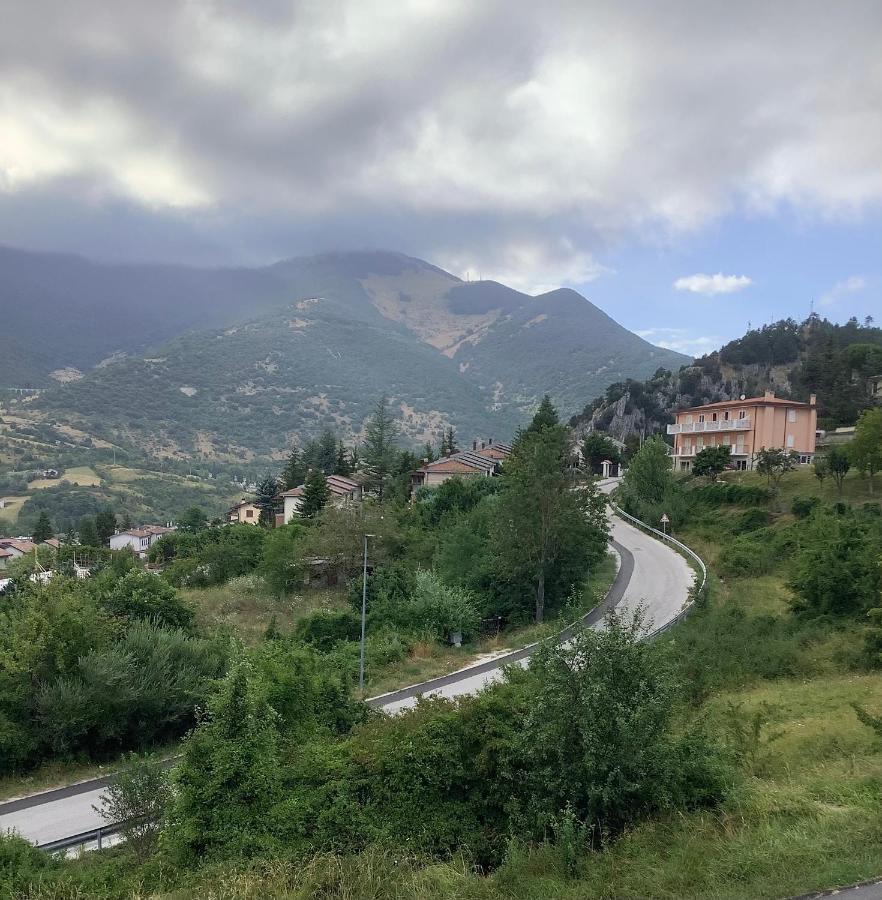 La Cerbiatta Villa Castel Di Sangro Luaran gambar